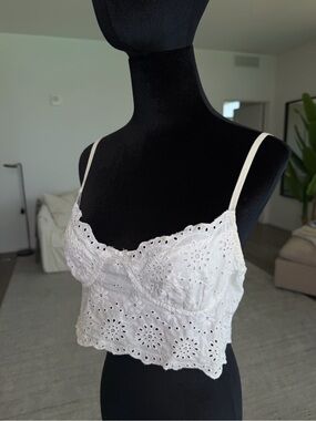 BERSHKA White Cropped lace Top with trim - size L - Preloved - good condition.
